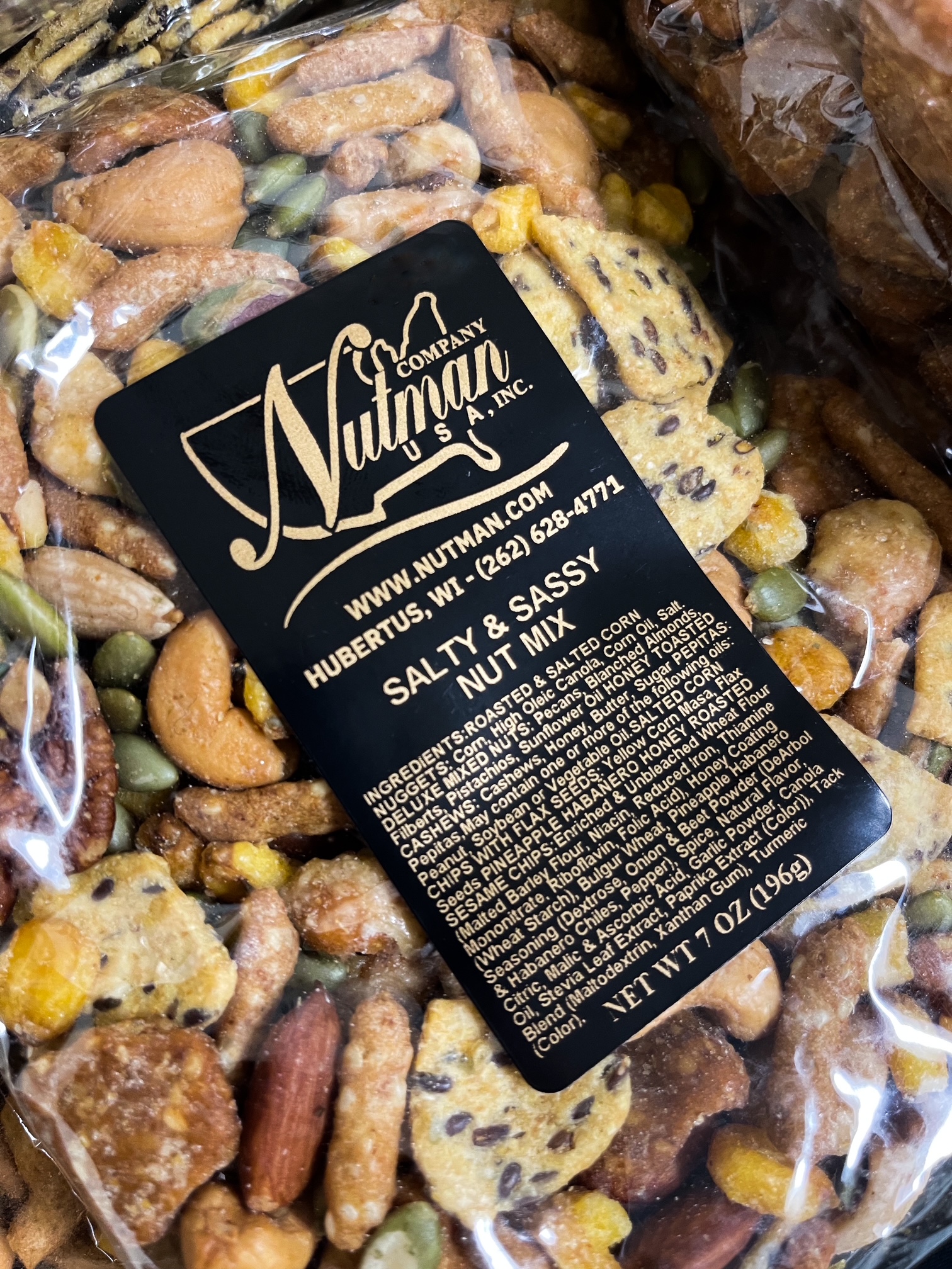 Salty & Sassy Nut Mix (7 oz)